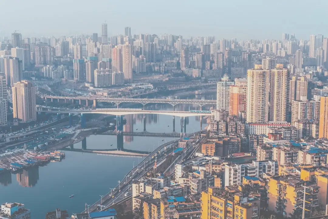光伏组件温度系数对比分析：如何提升夏季发电效率